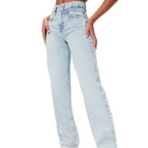 NWT Good American Good ‘90s High Rise Straight Leg Jean